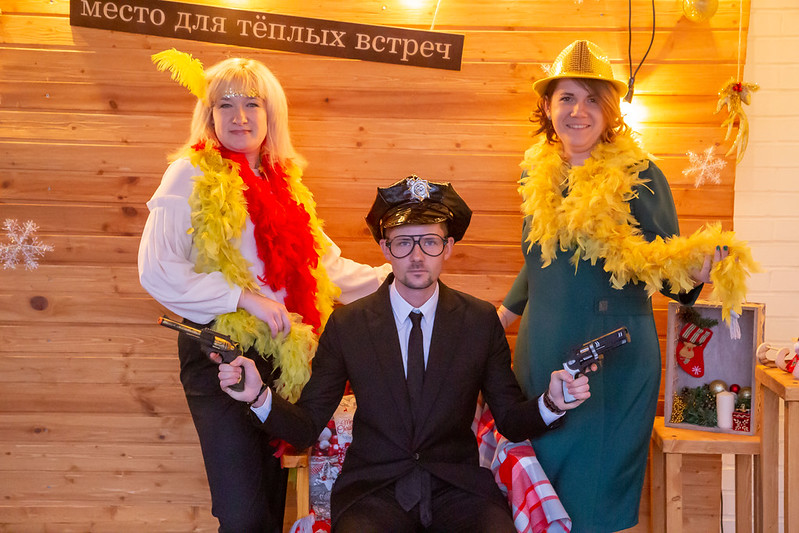 Новогоднее украшение зала для корпоратива в Чернигове